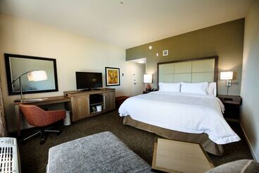 هتل Hampton Inn & Suites By Hilton Truro