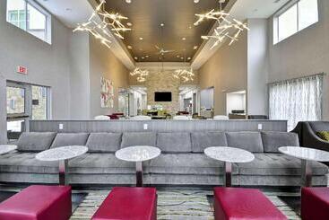هتل Homewood Suites By Hilton Tyler