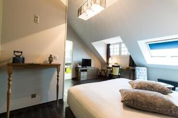 Отель Hôtel Spa Marotte