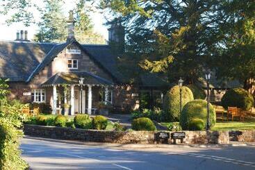 Meikleour Arms Hotel And Restaurant