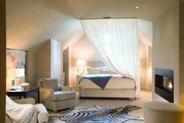 هتل The Ivy