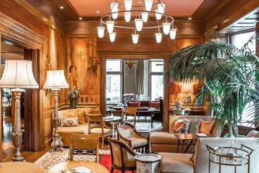 هتل The Ivy