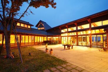 هتل Ukawaonsen Vacation House
