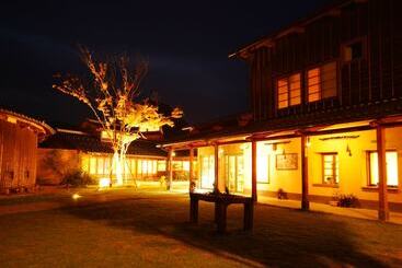هتل Ukawaonsen Vacation House