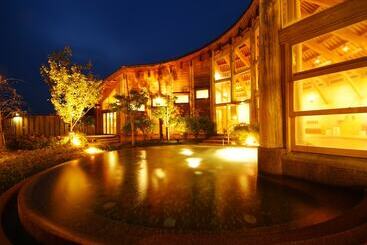 هتل Ukawaonsen Vacation House