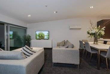 Luxury Waterfront Apartments Picton