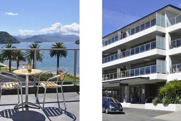 Luxury Waterfront Apartments Picton