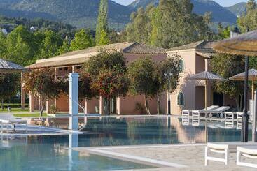 استراحتگاه Grecotel Luxme Costa Botanica