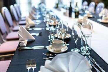 استراحتگاه The Warwickshire Hotel And Country Club
