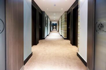 استراحتگاه The Warwickshire Hotel And Country Club