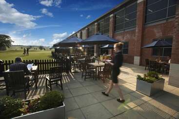 استراحتگاه The Warwickshire Hotel And Country Club