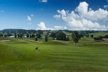 استراحتگاه The Warwickshire Hotel And Country Club