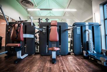 استراحتگاه The Warwickshire Hotel And Country Club