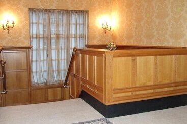 Roseview B & B