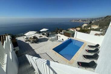 3 Bed Villa With Stunning Views And Private Pool - Velilla Taramay