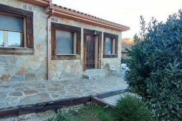 Casas Navarredonda - Navarredonda