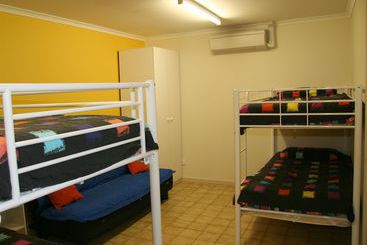 هاستل Oceanfront Backpackers