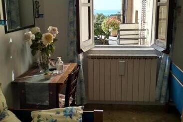 B&b Le 4 Stagioni Sul Viale, Belvedere Di Agrigento