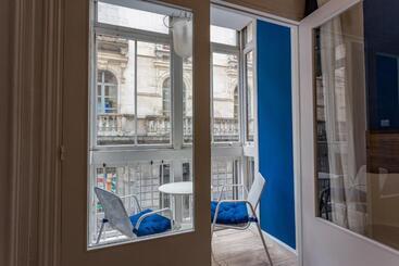 Bed and Breakfast Casual Blue