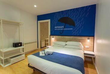 Bed and Breakfast Casual Blue