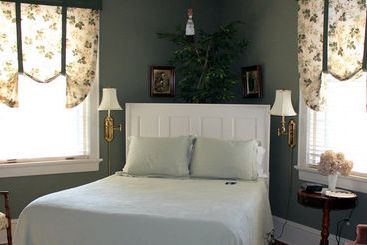 住宿加早餐  The Collins House Inn