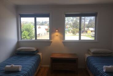 דירות לתיירים Esperance Central Accommodation