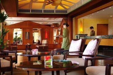 هتل Coco Garden Resort Okinawa