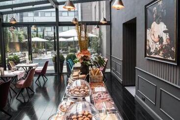 هتل Fifty House Cellini