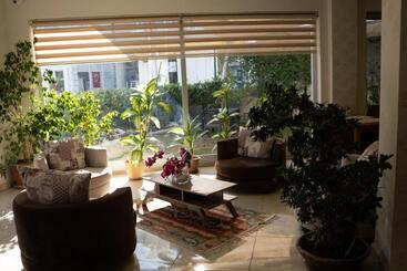 هتل Gulluk Life