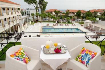 Отель Hanioti Melathron