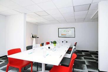 هتل Ibis Styles Toulouse Labège