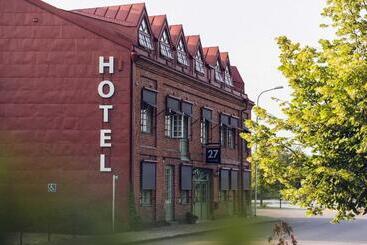 هتل L Hamngatan 27