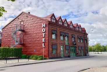 هتل L Hamngatan 27