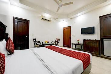هتل Legend International   Near New Delhi Railway Station