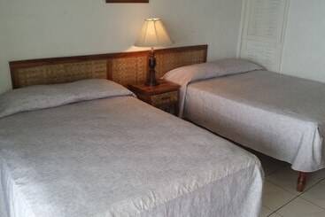 Ocean Air Beach Studio At Montego Bay Club Resort