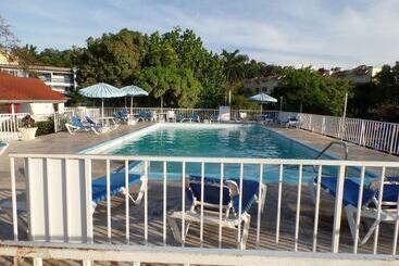 Ocean Air Beach Studio At Montego Bay Club Resort
