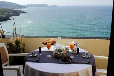 Elegant Apartment In Malpica With Sea View - Malpica de Bergantinyos