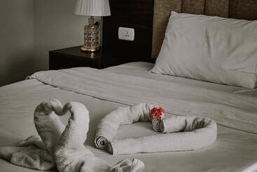 هتل Petra Jewel Luxury
