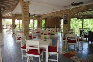 هتل Pondok Tulasi Semaya House