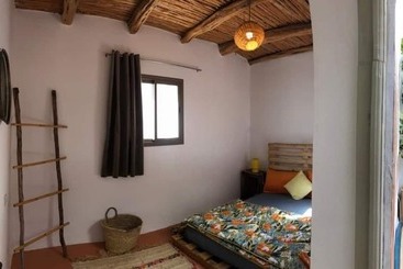 هاستل Surf House Lodge