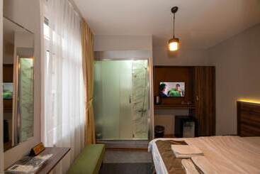 تختخواب و صبحانه Boutique Central Taksim