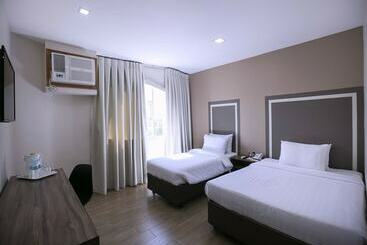 Capital O 911 S Hotel And Residences