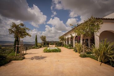 هتل Bodegas Campestral