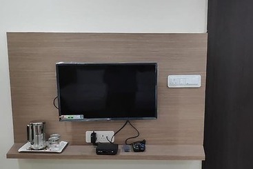 Fabhotel Karthikeya Residency   Tirupati Bus Stand   900m