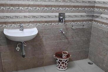 Fabhotel Karthikeya Residency   Tirupati Bus Stand   900m
