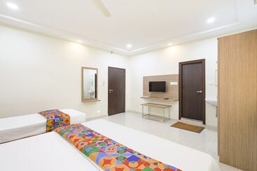 Fabhotel Karthikeya Residency   Tirupati Bus Stand   900m
