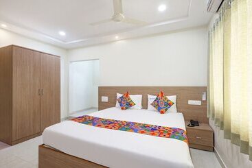 Fabhotel Karthikeya Residency   Tirupati Bus Stand   900m