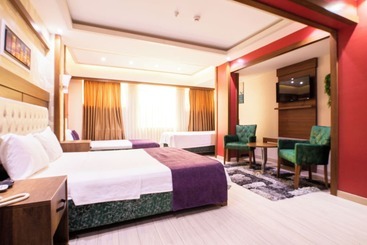 هتل Pera Resort