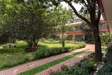 בית מלון כפרי Oleander Farms