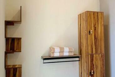 Hostel Shambalam
